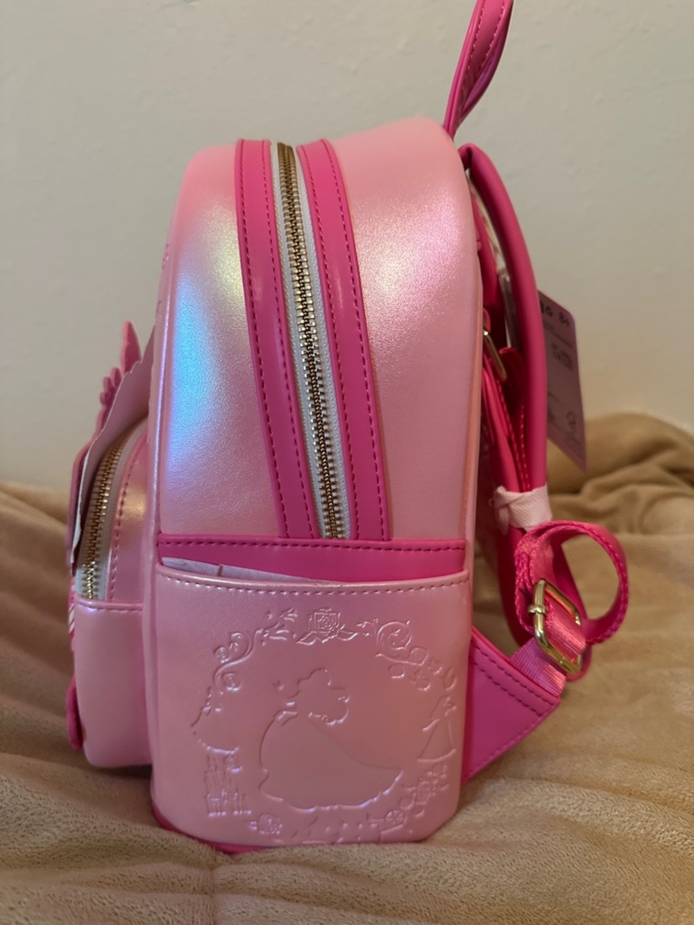 Loungefly Aurora Shimmery Pink Princess Cake Mini Backpack NWT - Picture 4 of 6